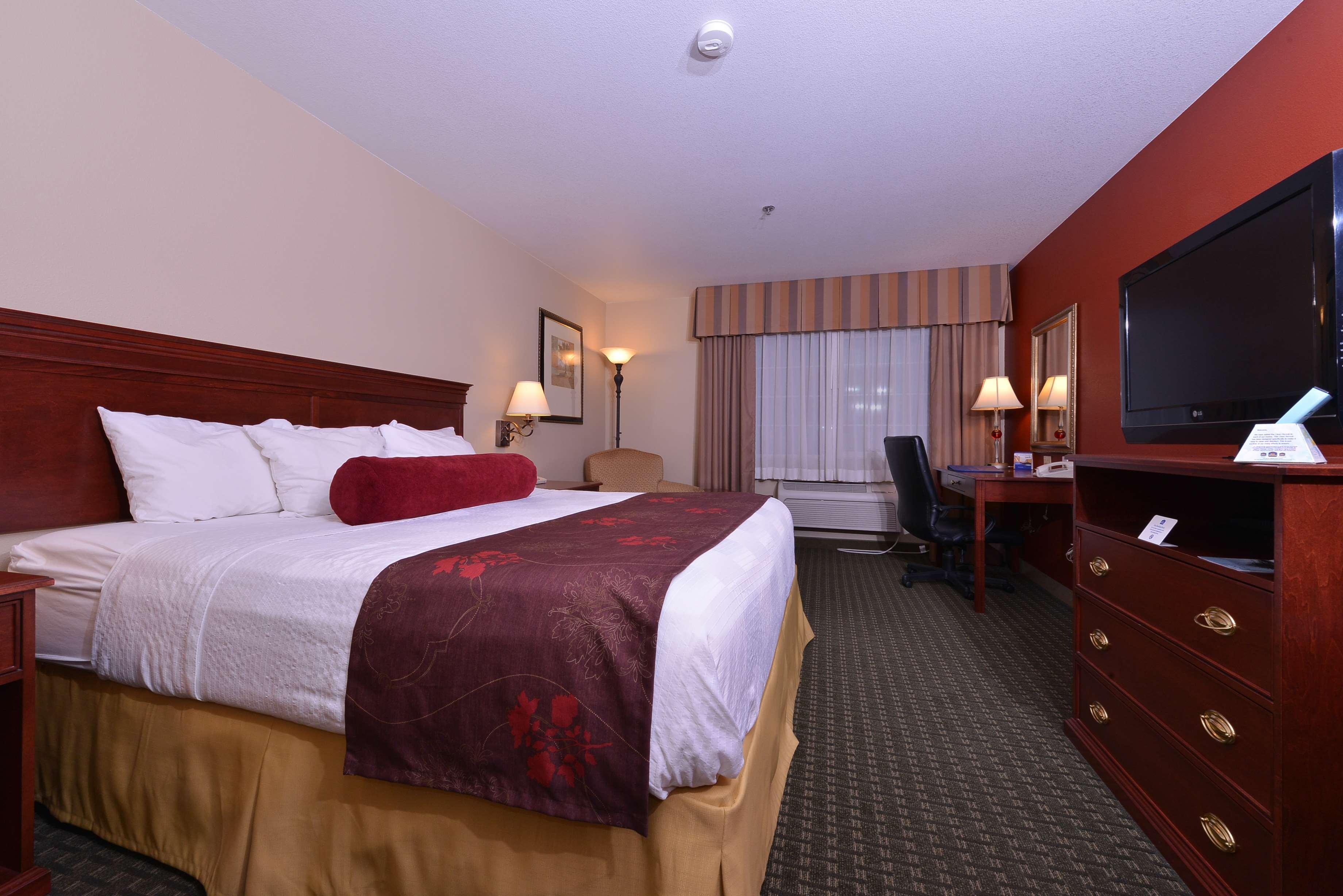 Best Western Plus Rama Inn Redmond Exterior foto