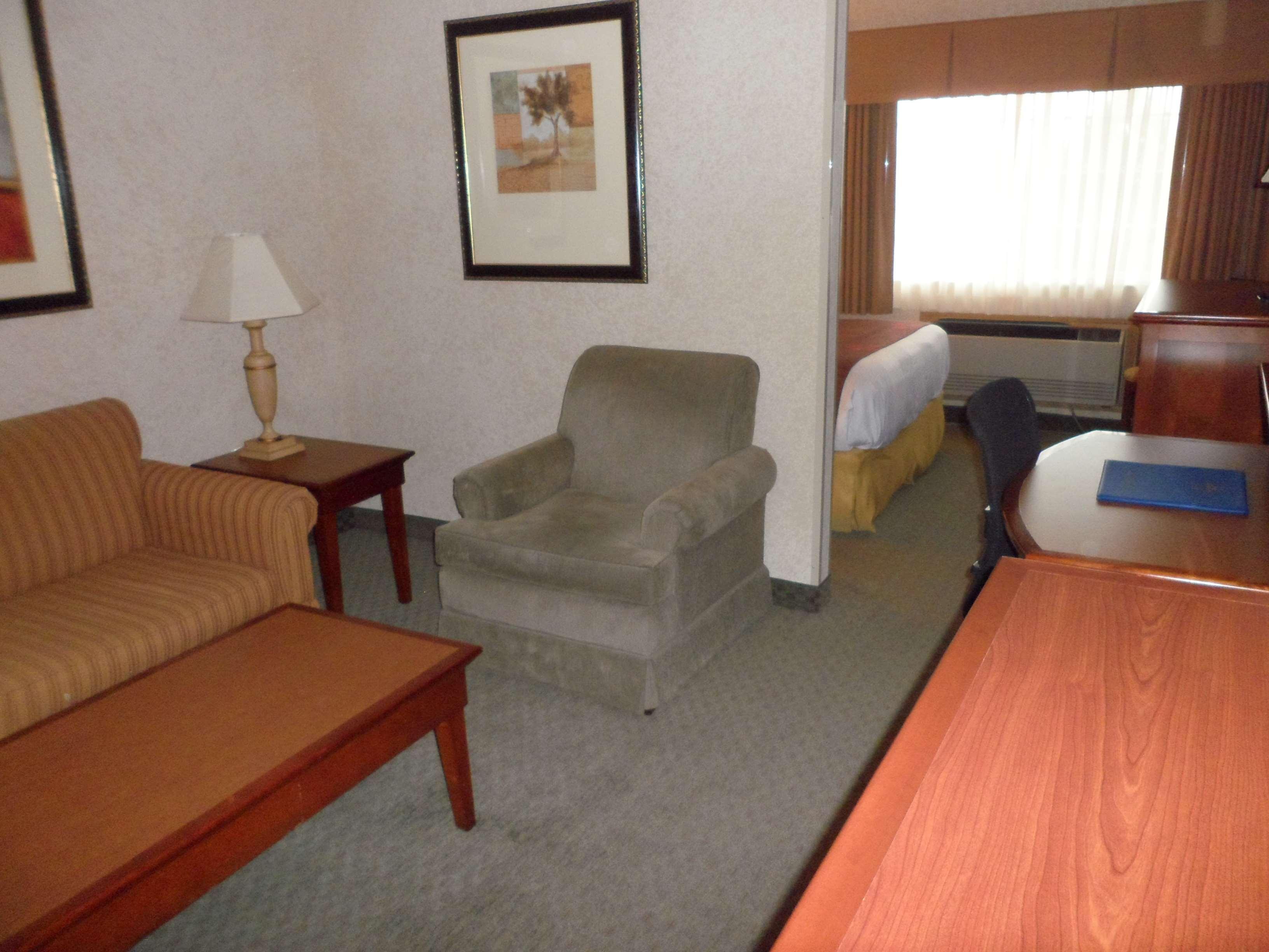 Best Western Plus Rama Inn Redmond Exterior foto