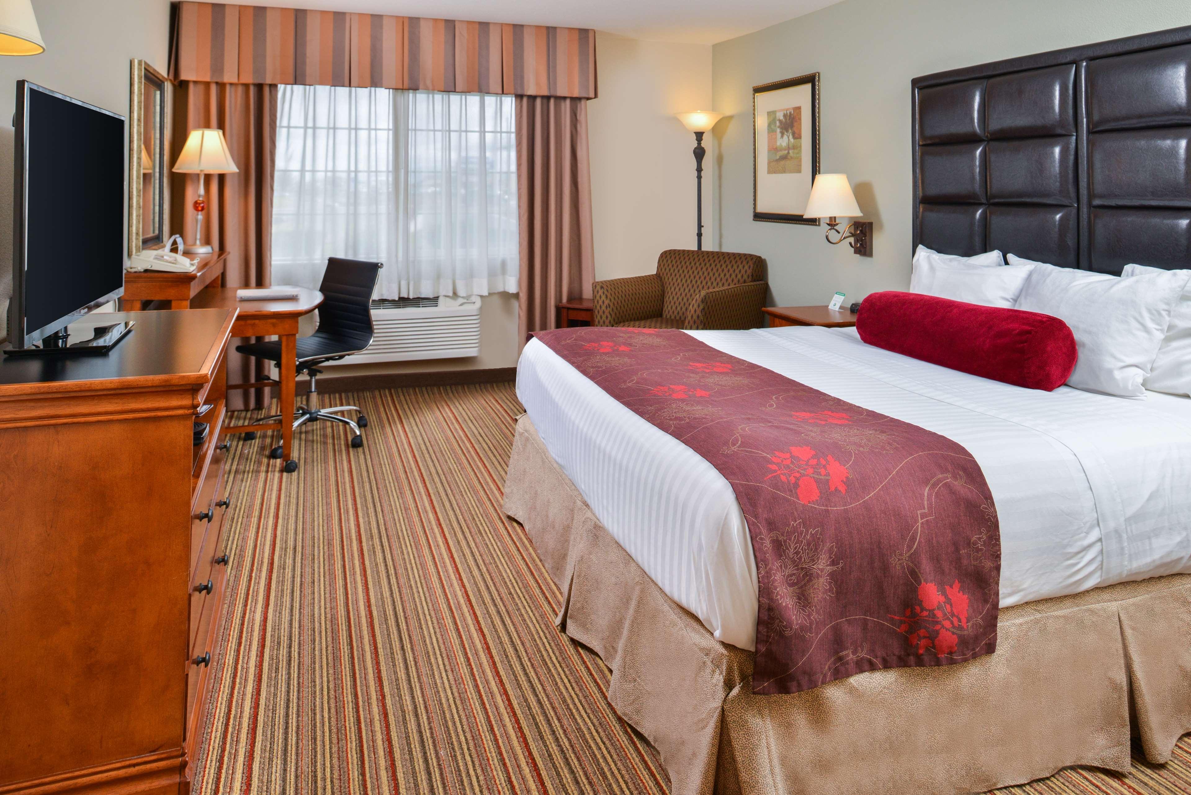 Best Western Plus Rama Inn Redmond Exterior foto